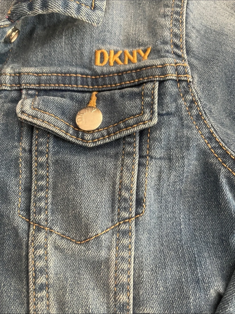 DKNY Lightwash Denim Jean Jacket -Size 6